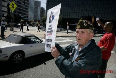 Hank Papeika, 83 years old - World War II and Korean War Hank Papeika, 83 years old - World War II and Korean War