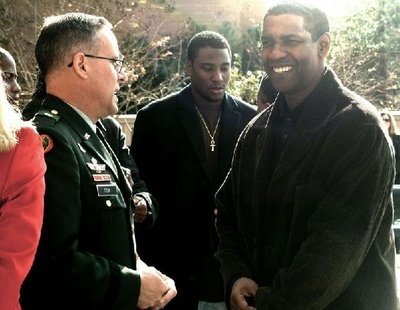 Denzel Washington - Brooks Medical Center - Veterans