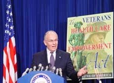 Craig intoduces historic idea for veterans healthcare.
