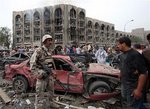 ap_baghdad_bombing_october300_150_01