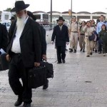 Jews_leaving_israel_