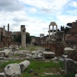Ruins_of_Roman_Forum[1]