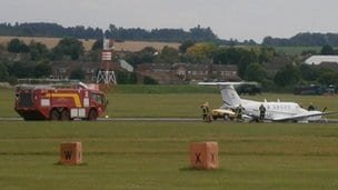 _61880412_aircraft1