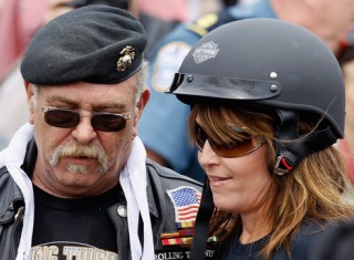 Sarah Palin plays biker for the Washington Mall day