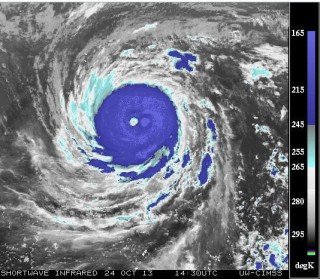 Majestic Super Typhoon LEKIMA. SW-IR satellite image recorded at 14:30UTC on October 24, 2013. Temperature of the patch located to the right of the typhoons eye measures about 150ºK (< minus 123ºC) making it the coldest place on or near planet Earth. Image sourced from: CIMSS/SSEC/WISC.