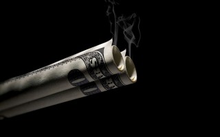Smoking-Money-Wallpaper
