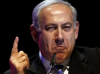 Bibi with his 'Dueling finger'
