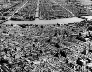 ONLY THE INSANE could contemplate this annihilation of a people. This is what Tel Aviv or Tehran would look life after a Nuclear Bomb.  Photo is of Hiroshima after U.S. dropped a Nuclear bomb.