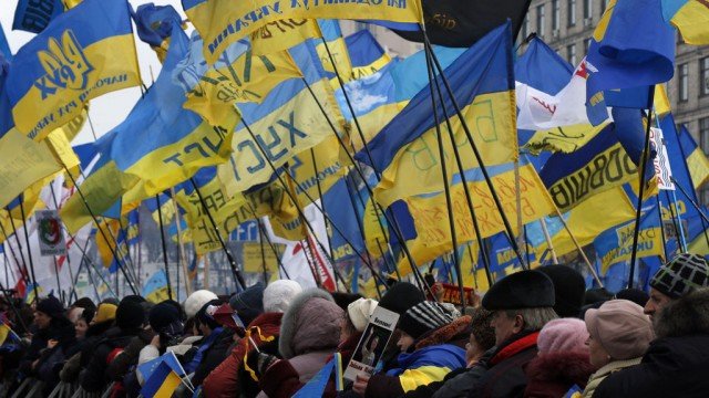 15_UKRAINE_R_W_LRG