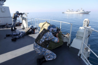 Chinese Navy holding anti-piracy drill