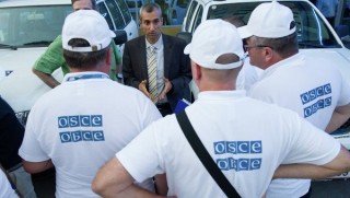 OSCE monitors seem to never see Kiev troop and armor movements