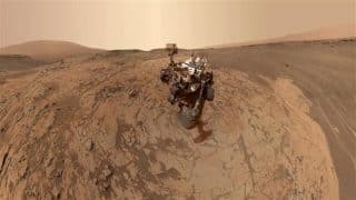 This handout image released by NASA on February 24, 2015 shows a self-portrait of NASA's Curiosity Mars rover at the "Mojave" site, where its drill collected the mission's second taste of Mount Sharp, aka Aeolis Mons. (AFP Photo)