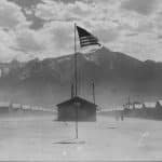 800px-_Persons_of_Japanese_ancestry_arrive_at_the_Santa_Anita_Assembly_Center_from_San_Pedro__Evacuees_lived_at_this_center_at_-_NARA_-_539960