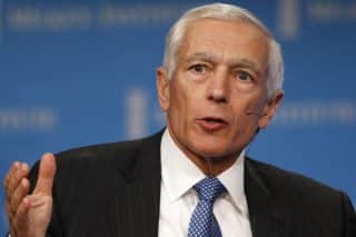 Wesley Clark, Army General (ret.) and former Supreme Allied Commander, NATO; Senior Fellow, UCLA Burkle Center for International Relations takes part in the panel discussion "Global Risk" at the 2011 The Milken Institute Global Conference in Beverly Hills, California, May 3, 2011.  REUTERS/Lucy Nicholson (UNITED STATES - Tags: BUSINESS) - RTR2LYGO