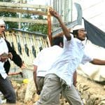 extremist_settlers_throw_rocks2