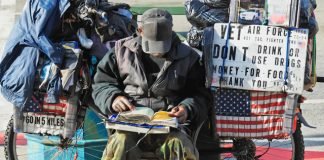 US senators propose legislation to move homeless vets to West Los Angeles VA campus