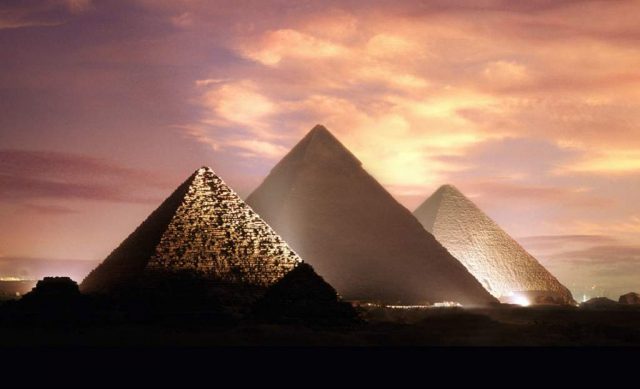 pyramids-giza-egypt-sunset-249424