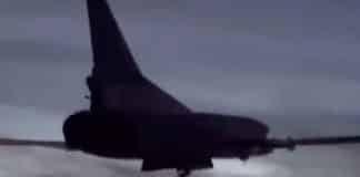 Russian strategic bombers hit ISIS positions with cruise missiles, smart bombs (VIDEO)