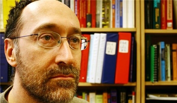 :After I was escorted off campus in handcuffs by police and charged with “trespassing” while I was still a tenured professor, and since my firing in 2009, Allan Rock has been systematically transforming the University of Ottawa into an institutional instrument at the service of Canada’s accelerating “globalist” agenda, and at the service of legitimizing Israel’s role in that agenda — rather than actually prioritizing the learning environment for students in Ottawa, an environment that is in dire need of an overhaul."