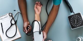 Symptoms of High Blood Pressure and How To Lower It Down