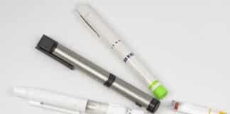 An Easy Way To Change an Insulin Pen Needle